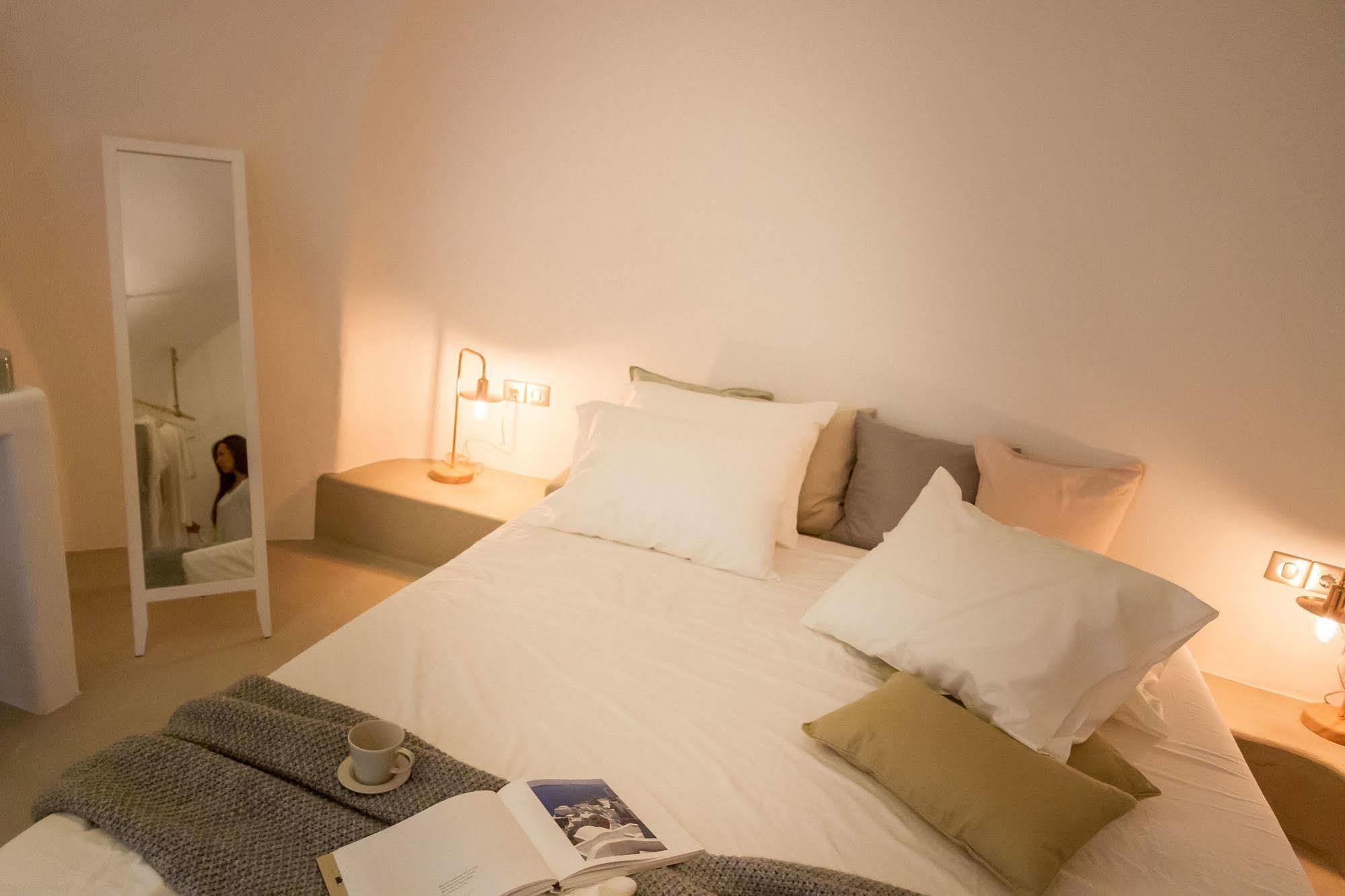 Cleo'S Dream Villa Иа Екстериор снимка