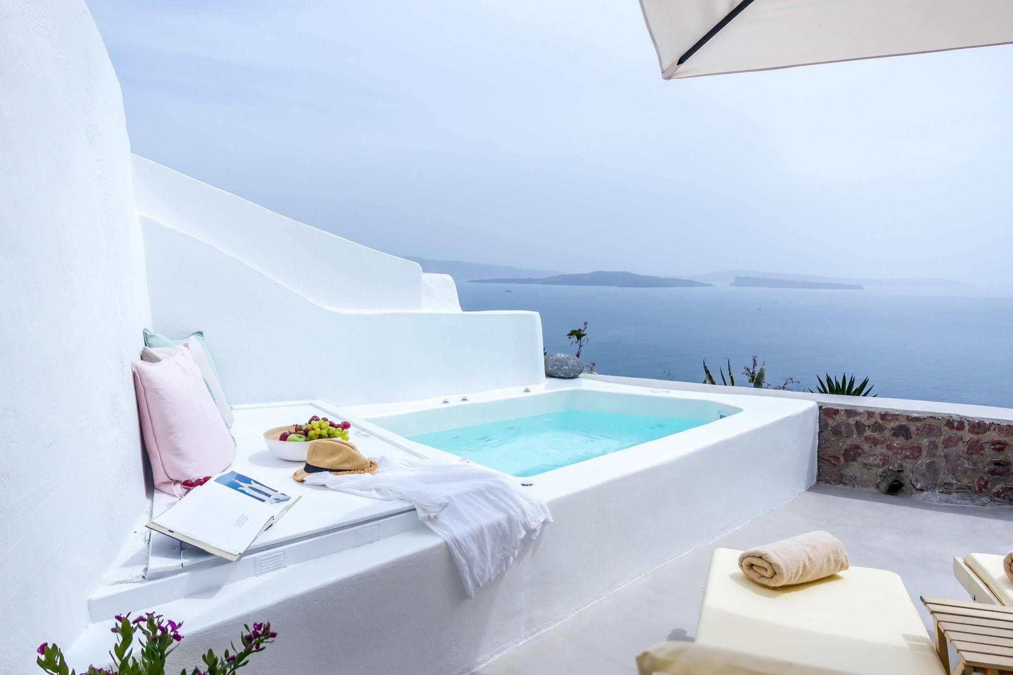 Cleo'S Dream Villa Иа Екстериор снимка